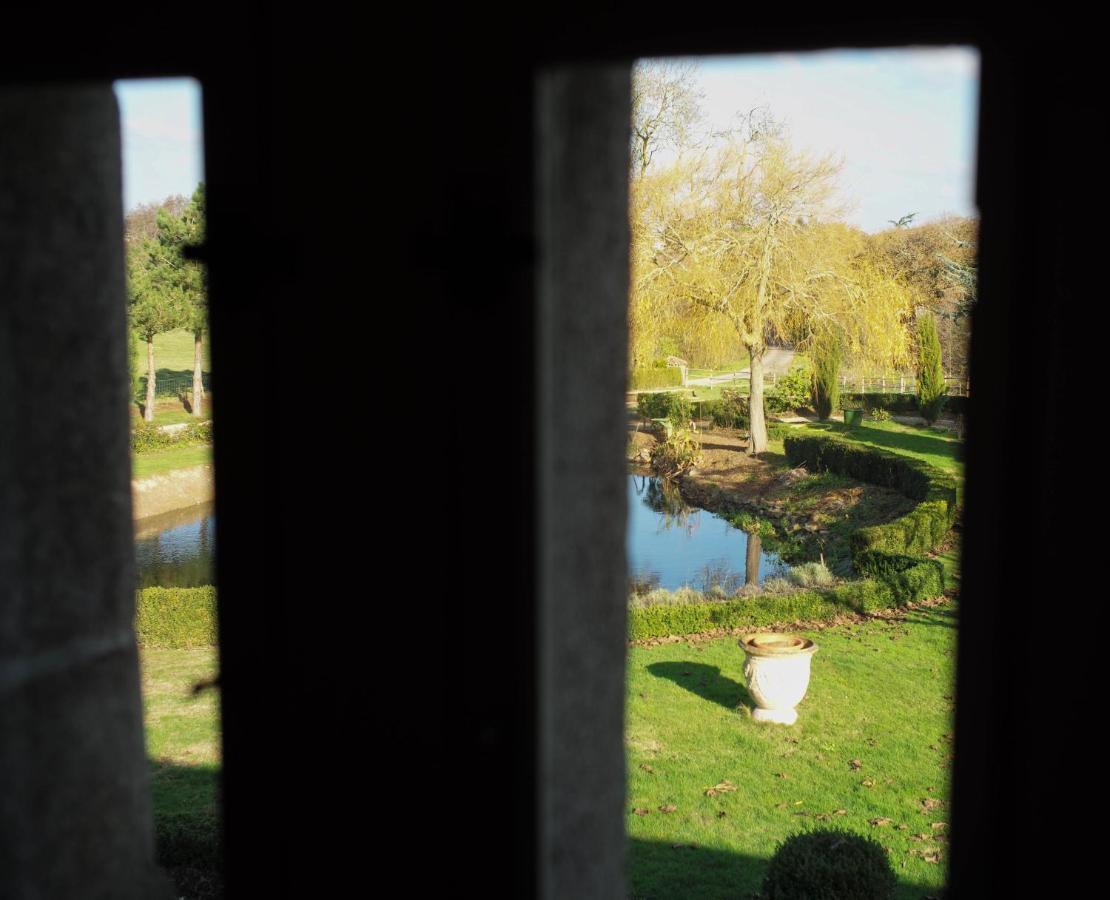 Bed and Breakfast Logis De La Robliniere Landevieille Zewnętrze zdjęcie